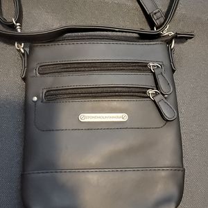 Stone Mountain cross body bag
